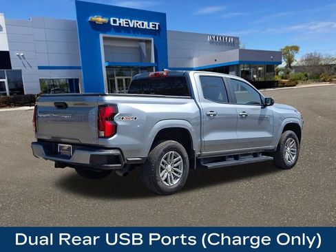 Used 2024 Chevrolet Colorado LT w/ LT Convenience Package III AWD/4WD image 27
