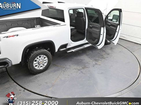 New 2026 Chevrolet Silverado 3500 LTZ image 38