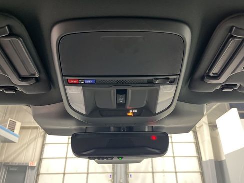 Used 2026 Subaru Forester Premium image 31