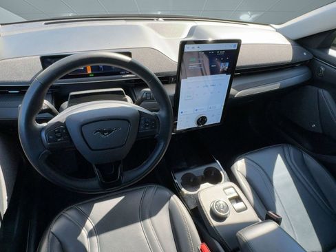 Used 2023 Ford Mustang Mach-E Premium image 21