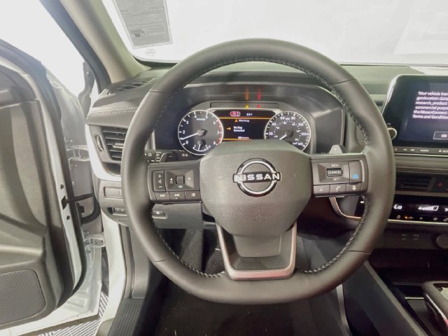New 2026 Nissan Rogue Dark Armor AWD/4WD image 8