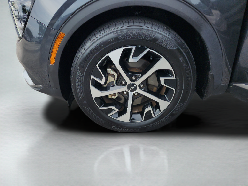 Used 2025 Kia Sportage EX FWD image 35