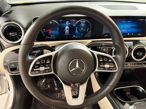 Used 2020 Mercedes-Benz A 220 image 26