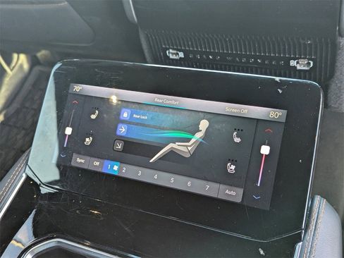 Used 2024 Jeep Grand Wagoneer L Series III image 17