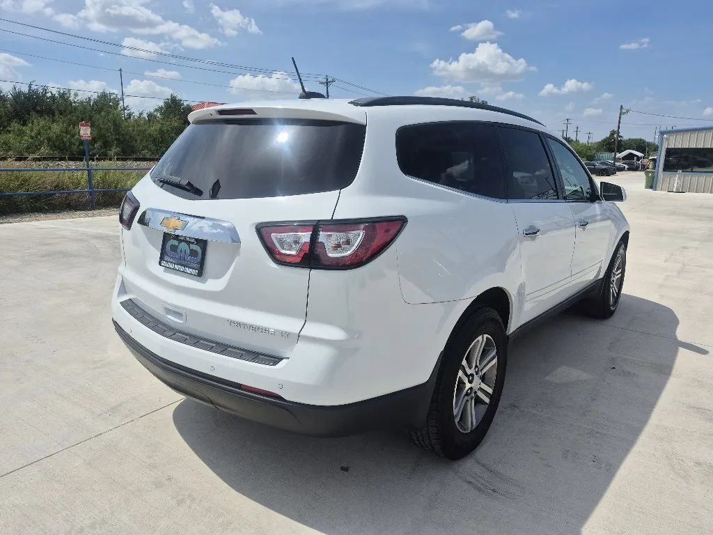 Used 2016 Chevrolet Traverse LT FWD image 6