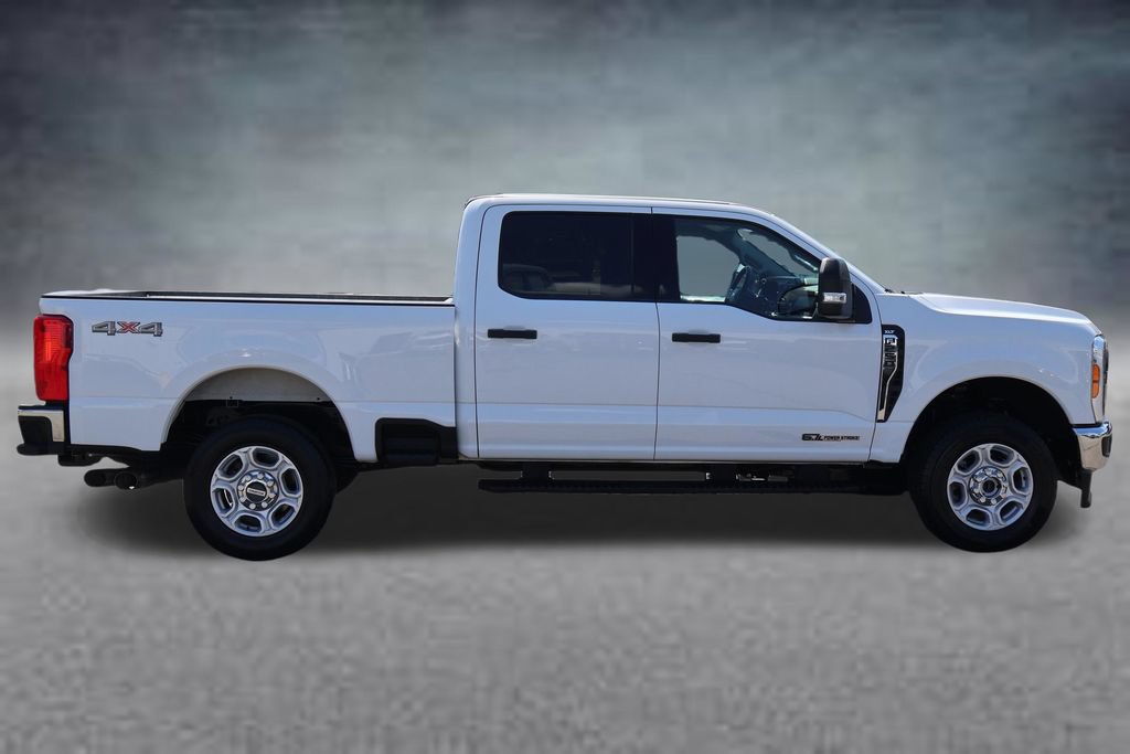Used 2026 Ford F250 XLT AWD/4WD image 2