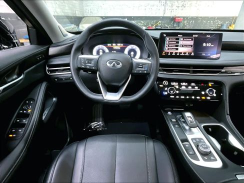Used 2023 INFINITI QX60 Sensory w/ Vision Package AWD/4WD image 8