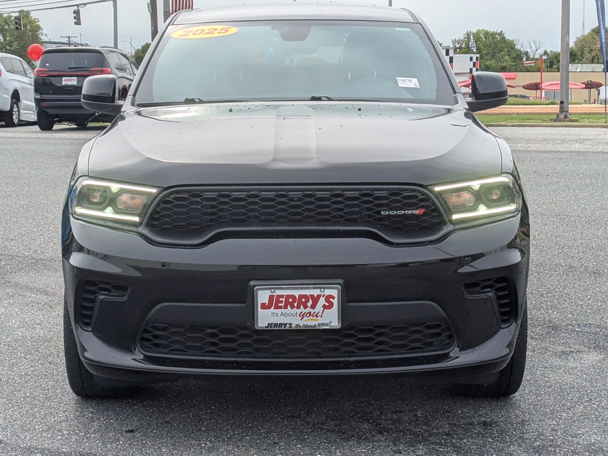 Used 2025 Dodge Durango GT AWD/4WD image 2