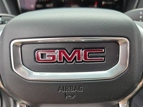 Used 2025 GMC Terrain Elevation AWD/4WD image 36