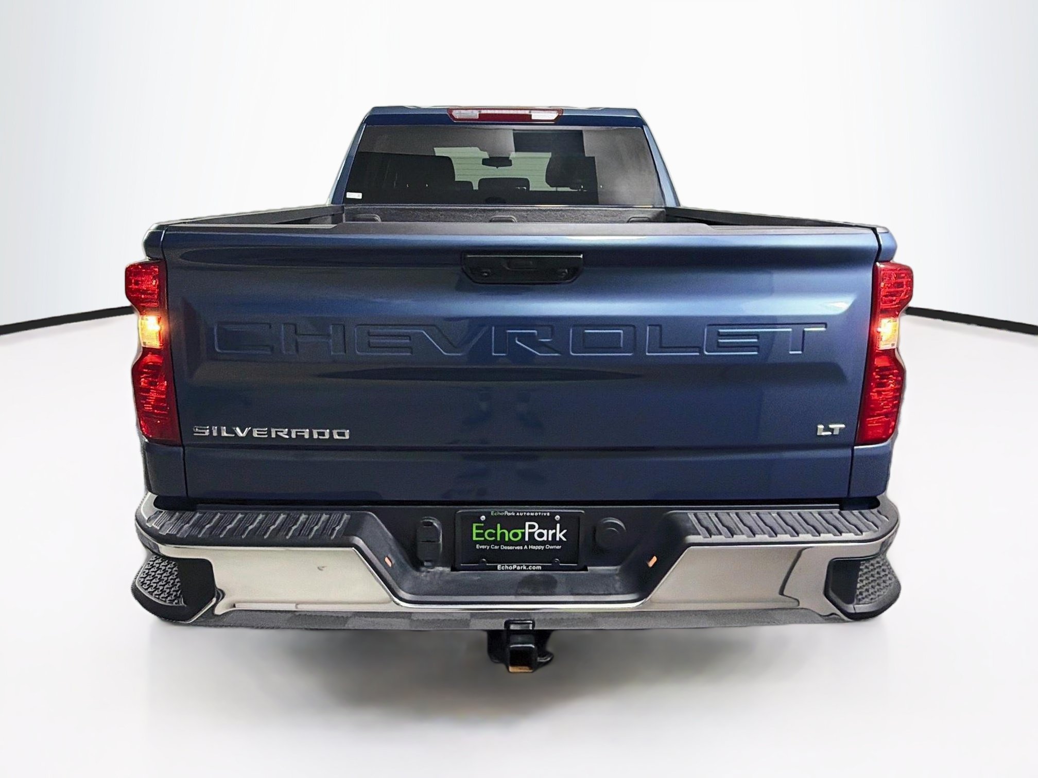 Used 2024 Chevrolet Silverado 1500 LT AWD/4WD image 7