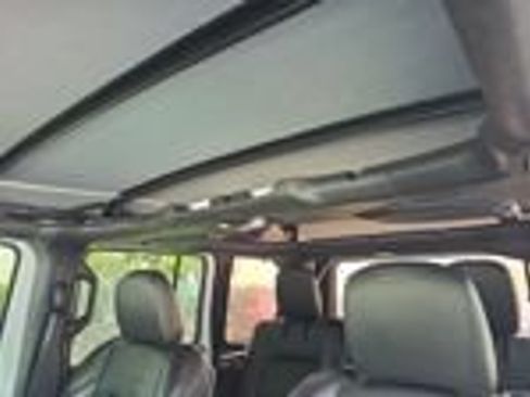 Used 2022 Jeep Wrangler Unlimited Sahara AWD/4WD image 20