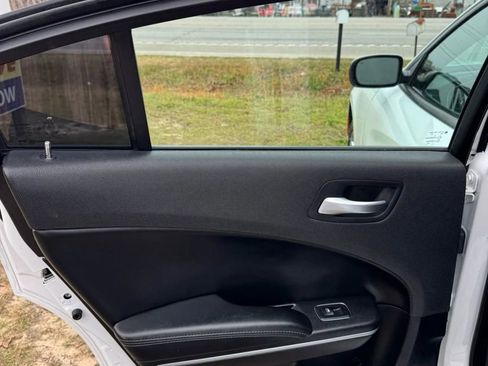 Used 2021 Dodge Charger SXT w/ Leather Interior Group image 17