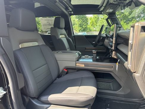 New 2025 GMC Hummer EV 3X image 13