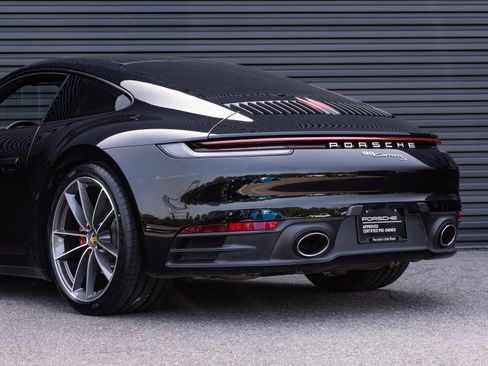 Certified 2021 Porsche 911 Carrera S RWD image 11