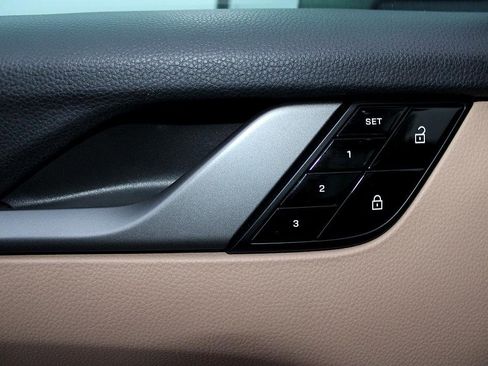 Used 2021 Porsche 911 Carrera S image 32