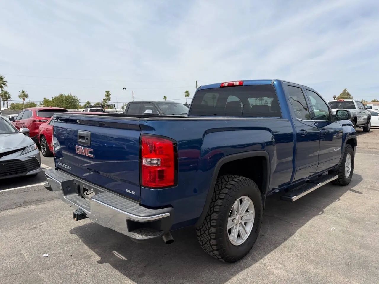 Used 2015 GMC Sierra 1500 SLE w/ SLE Value Package RWD image 10