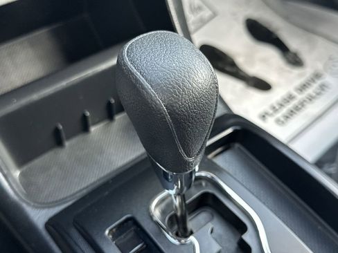 Used 2015 Toyota Tacoma PreRunner w/ Convenience Package image 17