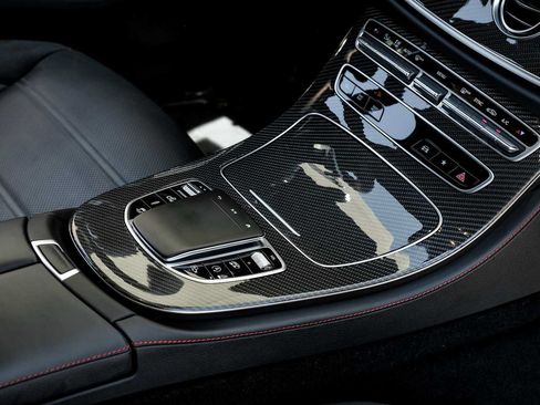 Used 2023 Mercedes-Benz E 53 AMG 4MATIC Sedan image 24