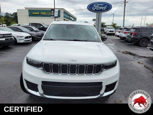 Used 2024 Jeep Grand Cherokee L Laredo RWD image 10