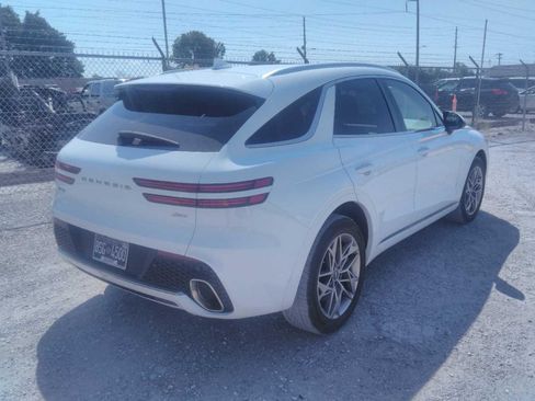 Used 2025 Genesis GV70 2.5T AWD/4WD image 2