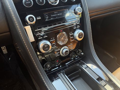 Used 2012 Aston Martin V8 Vantage S RWD image 20