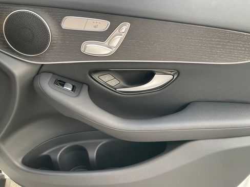 Certified 2022 Mercedes-Benz GLC 300 4MATIC image 19