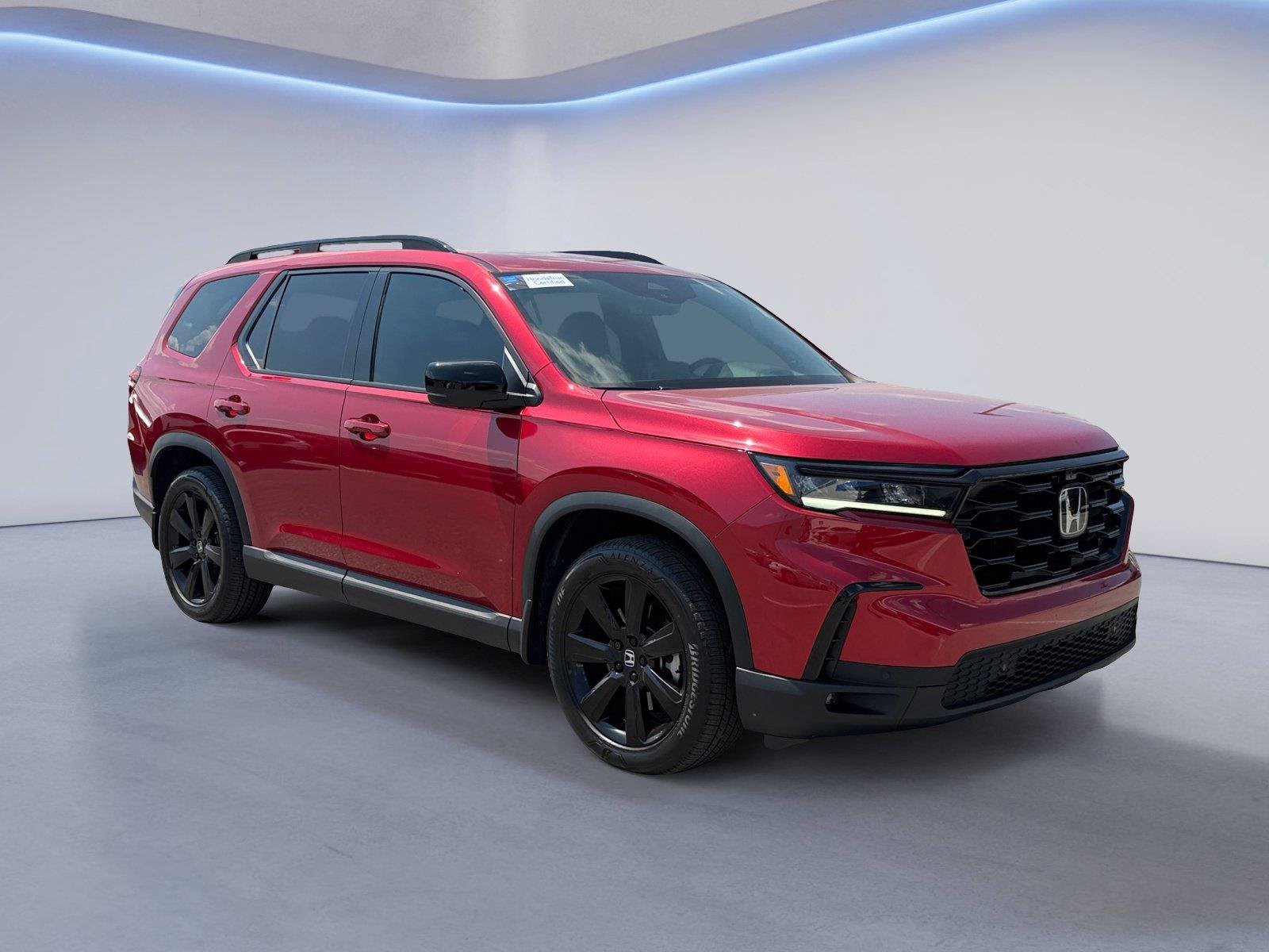Certified 2025 Honda Pilot Black Edition image 1