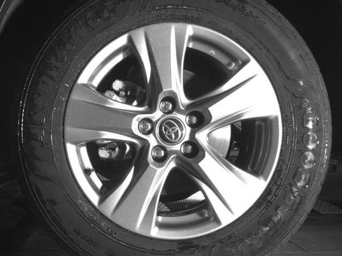 Used 2025 Toyota RAV4 XLE AWD/4WD image 9