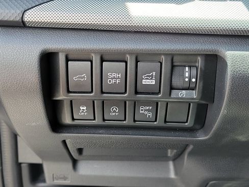 Used 2021 Subaru Forester Limited AWD/4WD image 36
