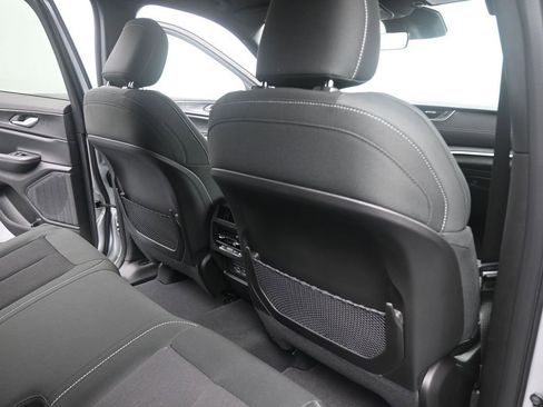 New 2026 Jeep Grand Cherokee Laredo image 16