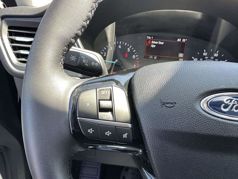 Used 2022 Ford Escape SEL image 32