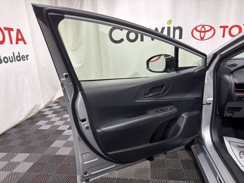 Used 2026 Toyota Prius Plug-In Hybrid image 21