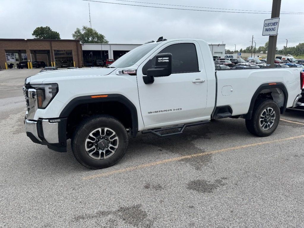Used 2026 GMC Sierra 3500 SLE AWD/4WD image 8