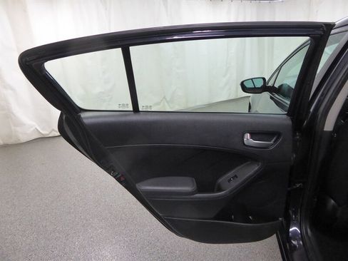 Used 2018 Kia Forte LX image 25
