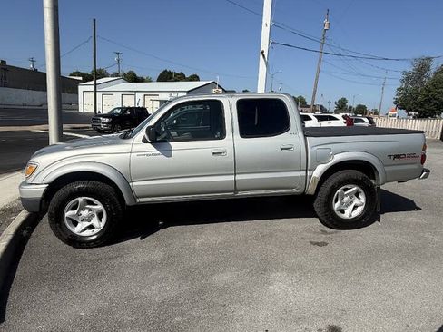 Used 2004 Toyota Tacoma 4x4 Double Cab image 2