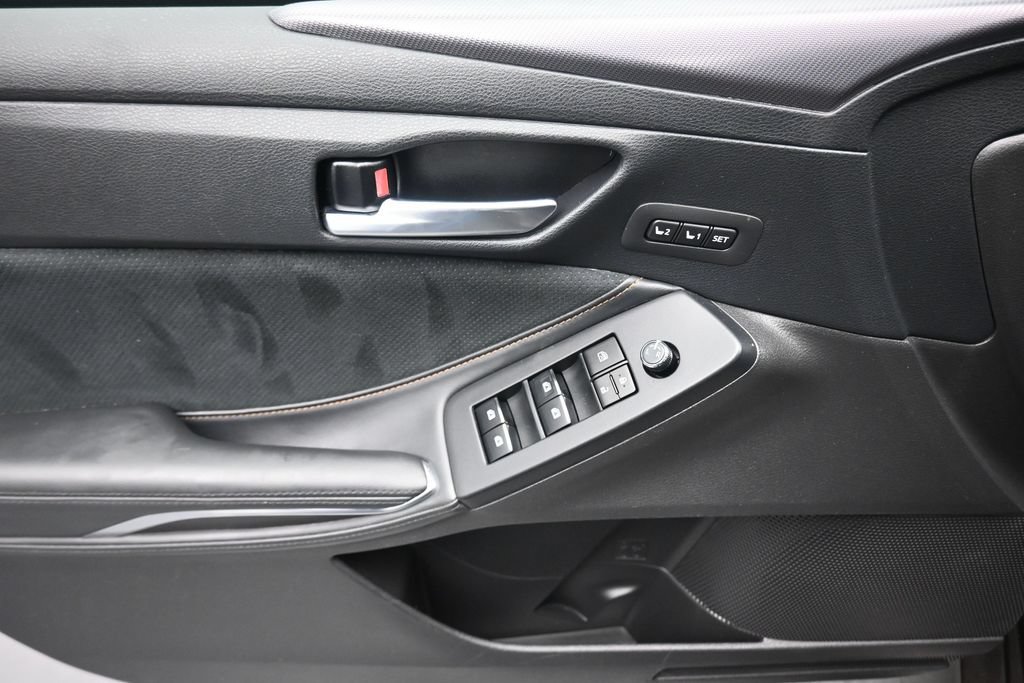 Used 2020 Toyota Avalon Touring w/ Advanced Safety Package FWD image 10