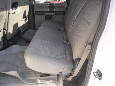 Used 2019 Ford F150 XLT image 12