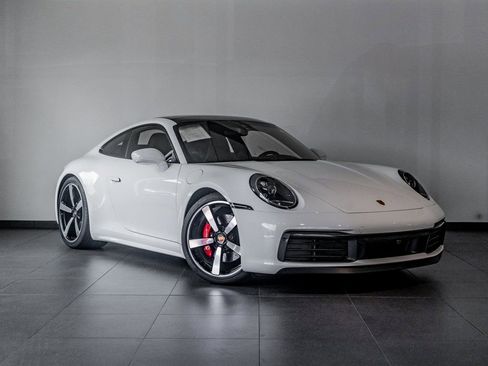 Certified 2024 Porsche 911 Carrera 4S w/ Sport Package image 9