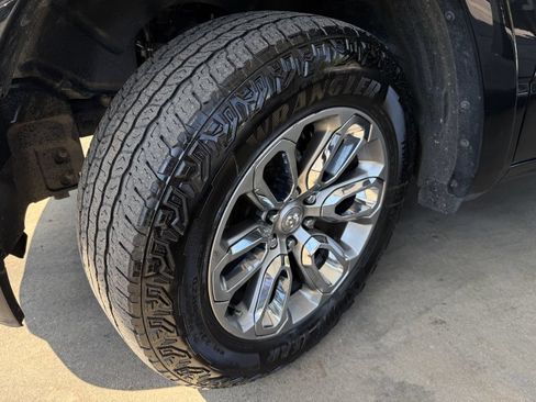 Used 2020 RAM 1500 Laramie w/ Sport Appearance Package AWD/4WD image 24