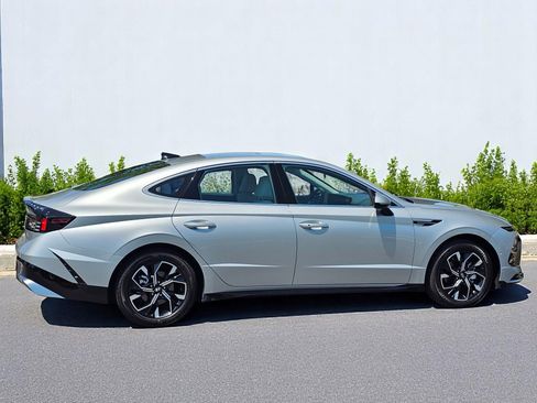 Used 2025 Hyundai Sonata SEL image 6