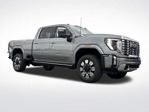 New 2026 GMC Sierra 2500 Denali w/ Denali Reserve Package image 10