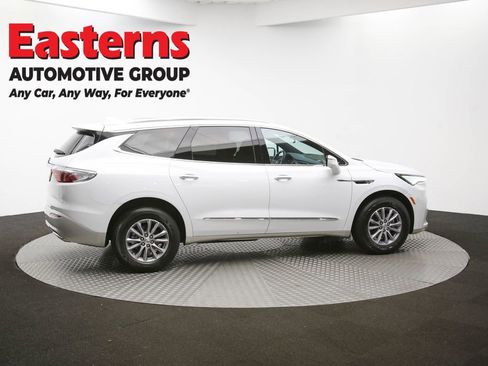 Used 2024 Buick Enclave Premium image 47