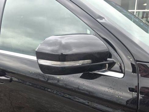 Used 2021 Ford Expedition XLT image 6