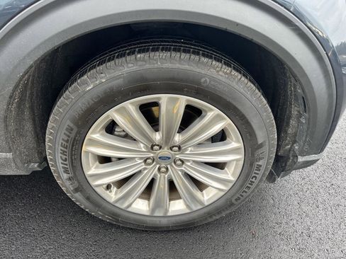 Used 2022 Ford Explorer Limited w/ Hybrid Equipment Group 310A image 27