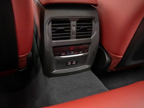 New 2026 BMW 330i xDrive 330i xDrive w/ M Sport Package image 20