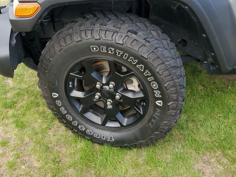 Used 2023 Jeep Wrangler Unlimited Sport AWD/4WD image 5