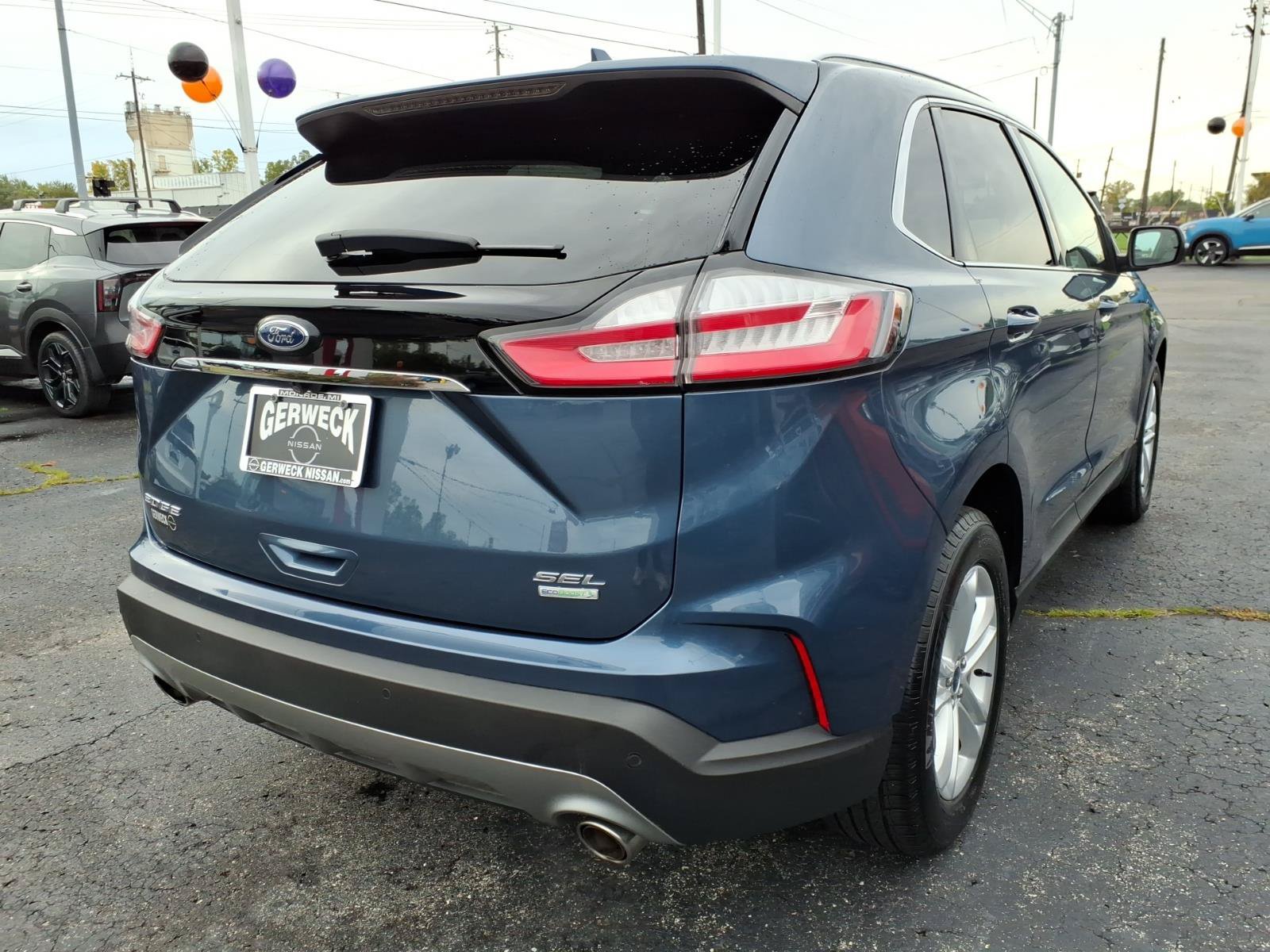 Used 2019 Ford Edge SEL w/ Equipment Group 201A FWD image 4