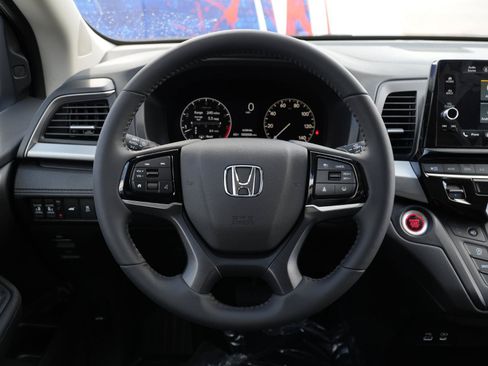 Used 2026 Honda Odyssey EX-L image 22