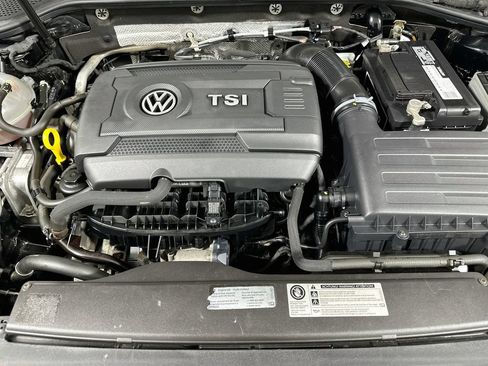 Used 2015 Volkswagen Golf S FWD image 7