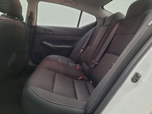 Used 2025 Nissan Altima 2.5 SV FWD image 18
